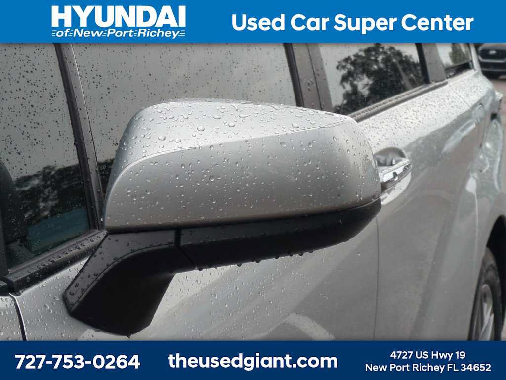 Used 2022 Toyota Sienna XLE FWD image 11