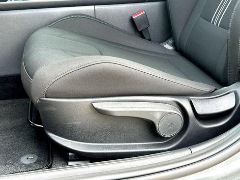 Used 2025 Hyundai Elantra Sport w/ Cargo Package FWD image 15