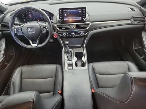 Used 2018 Honda Accord Sport image 15