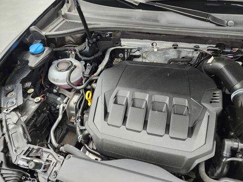 Used 2024 Audi Q3 2.0T Premium image 19