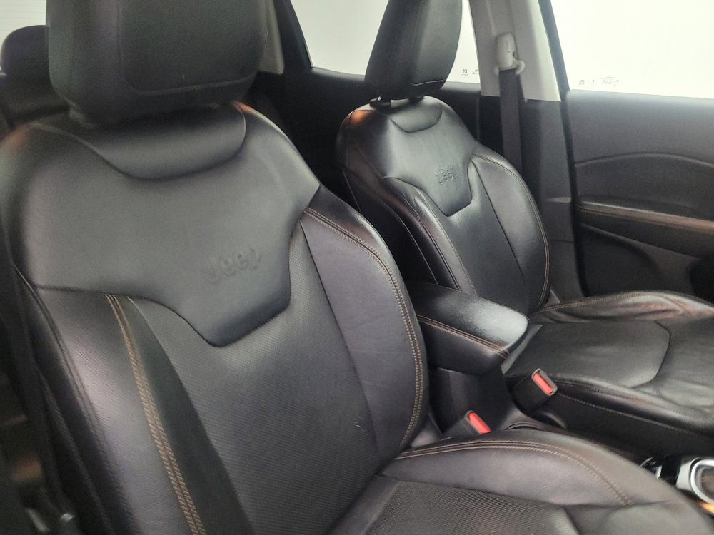 Used 2017 Jeep Compass Limited w/ Navigation Group AWD/4WD image 21