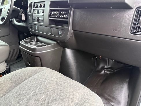 Used 2024 Chevrolet Express 2500 w/ Driver Convenience Package image 21