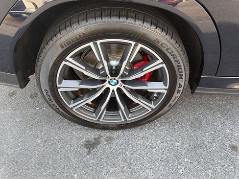 Used 2023 BMW X6 xDrive40i w/ M Sport Package AWD/4WD image 39