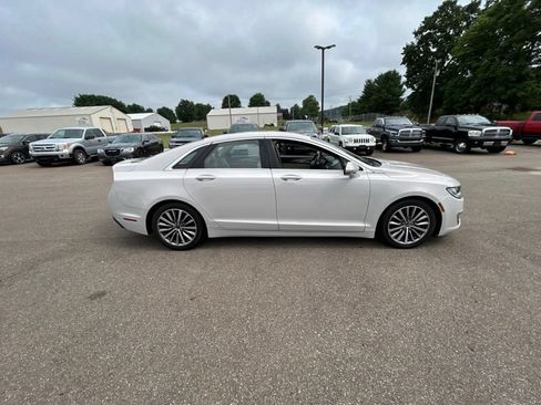 Used 2019 Lincoln MKZ Premiere FWD image 4