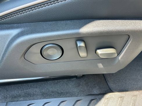 New 2026 GMC Canyon Denali AWD/4WD image 52