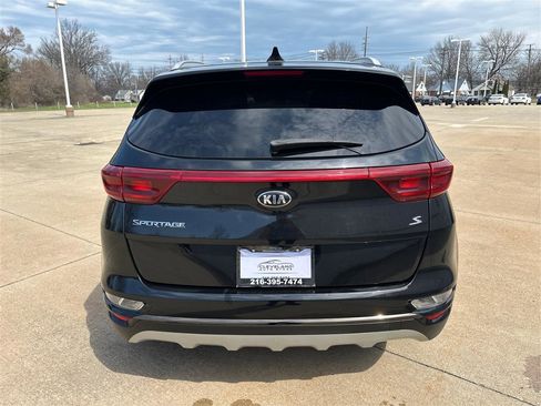 Used 2020 Kia Sportage S image 21