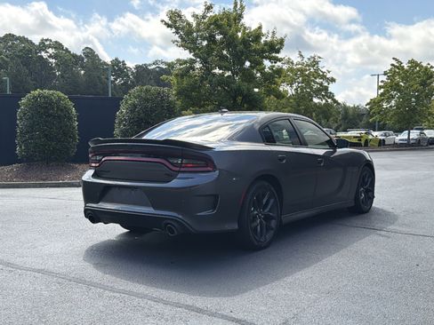 Used 2022 Dodge Charger R/T w/ Blacktop Package RWD image 3