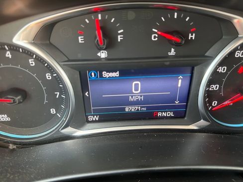 Used 2019 Chevrolet Equinox LT image 11