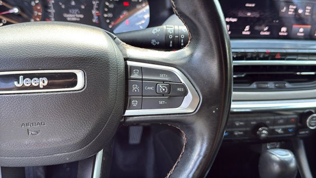 Used 2022 Jeep Compass Limited w/ Sun and Sound Group AWD/4WD image 17