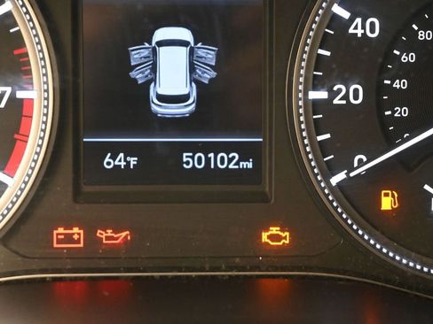 Used 2020 Hyundai Santa Fe SE FWD image 36