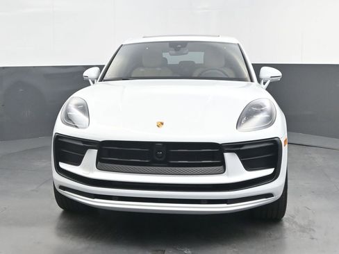 New 2026 Porsche Macan AWD/4WD image 10