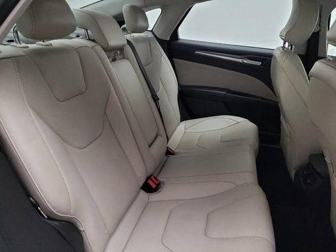 Used 2016 Ford Fusion Titanium FWD image 16