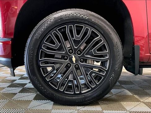 Used 2020 Chevrolet Silverado 1500 High Country image 8