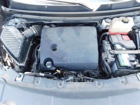 Used 2019 Chevrolet Traverse LT FWD image 45