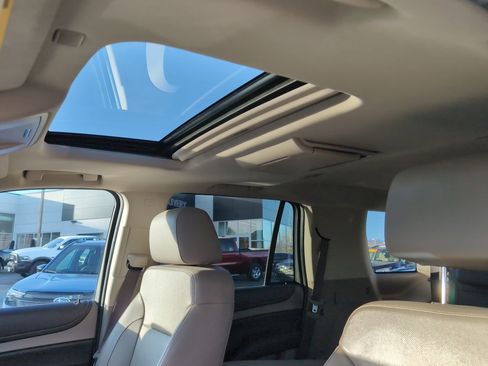 Used 2017 Chevrolet Tahoe Premier image 12