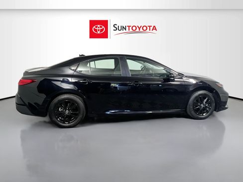 Used 2025 Toyota Camry LE w/ Convenience Package FWD image 2