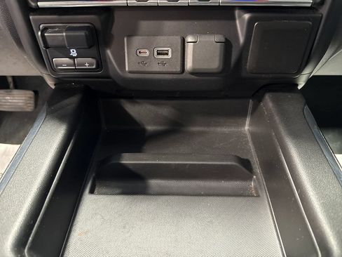Used 2020 Chevrolet Silverado 2500 LT w/ Convenience Package AWD/4WD image 21