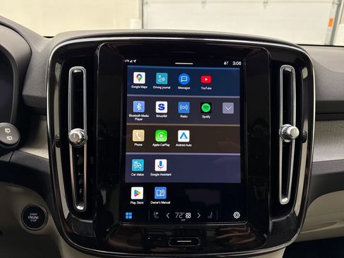 Used 2023 Volvo XC40 B5 Plus w/ Driver Assist Package image 21