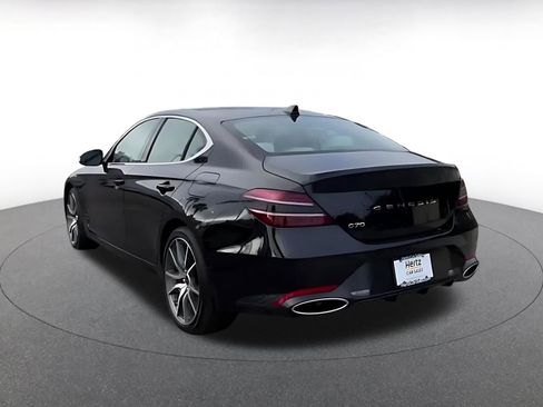 Used 2025 Genesis G70 2.5T image 10