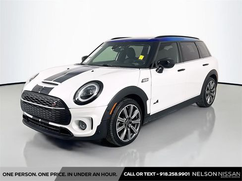 Used 2024 MINI Cooper Clubman S image 1