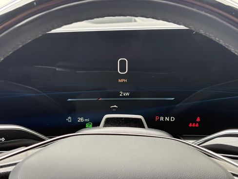Certified 2024 Cadillac Lyriq Luxury AWD/4WD image 22