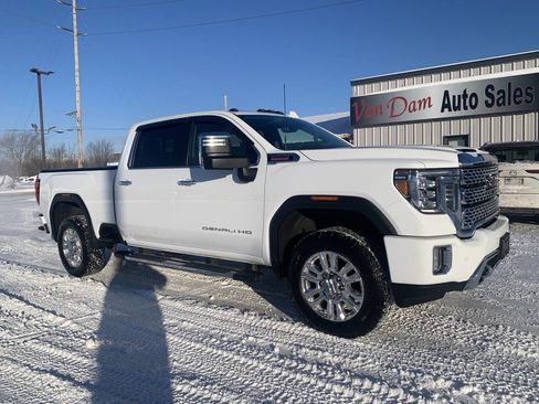 Used 2020 GMC Sierra 2500 Denali w/ Denali Ultimate Package image 2