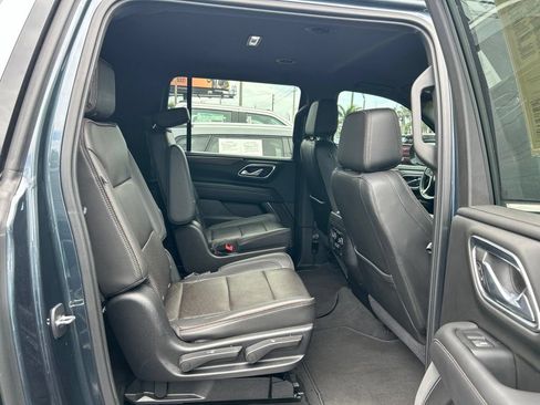 Used 2021 Chevrolet Suburban High Country RWD image 44