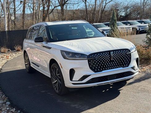 New 2026 Lincoln Aviator Black Label image 7