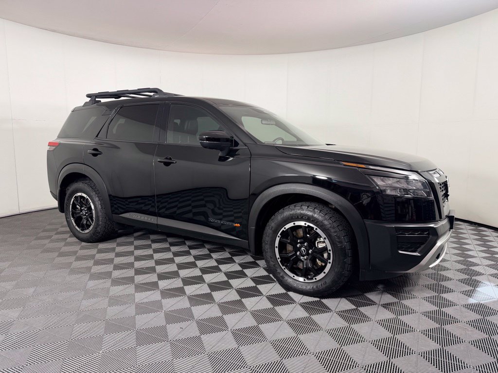 Used 2024 Nissan Pathfinder Rock Creek AWD/4WD image 5