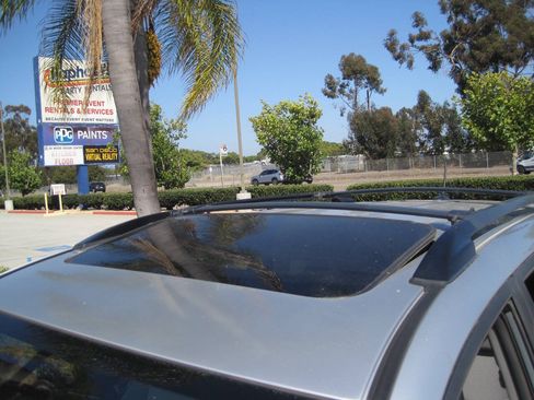 Used 2011 Toyota RAV4 2WD w/ Upgrade Value Pkg image 8