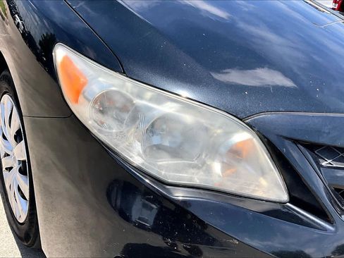 Used 2012 Toyota Corolla LE FWD image 25