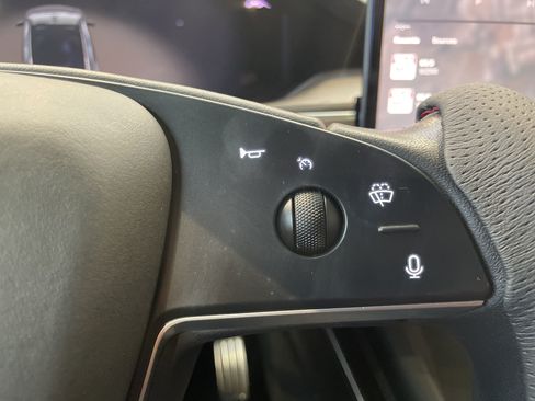 Used 2023 Tesla Model X AWD/4WD image 21