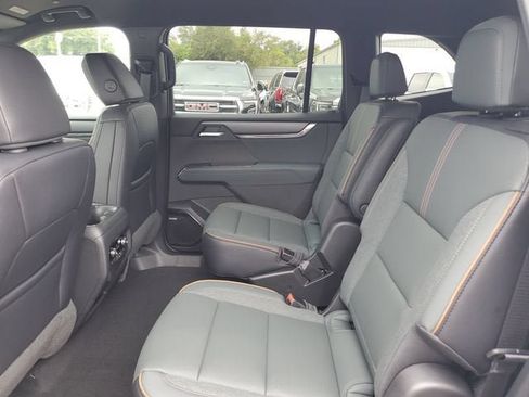 New 2026 GMC Acadia AT4 w/ Luxury Package AWD/4WD image 11