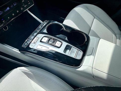 Used 2022 Hyundai Tucson Limited image 15