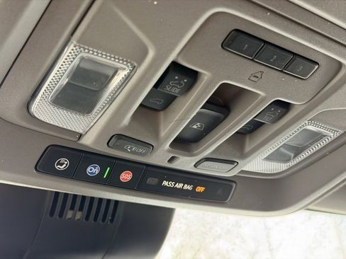 Used 2023 Chevrolet Silverado 1500 LTZ w/ LTZ Premium Package image 18