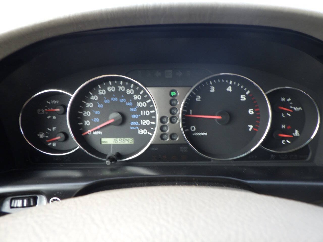 Used 2004 Toyota Land Cruiser AWD/4WD image 28