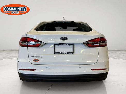 Used 2020 Ford Fusion SE image 5
