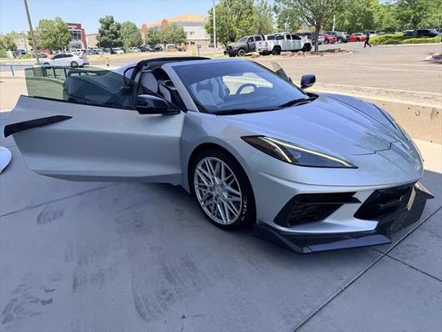 Used 2021 Chevrolet Corvette Stingray Premium Cpe w/ Z51 Performance Package RWD image 29