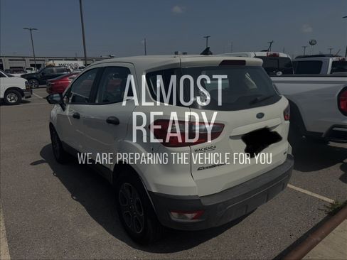 Used 2020 Ford EcoSport S FWD image 3