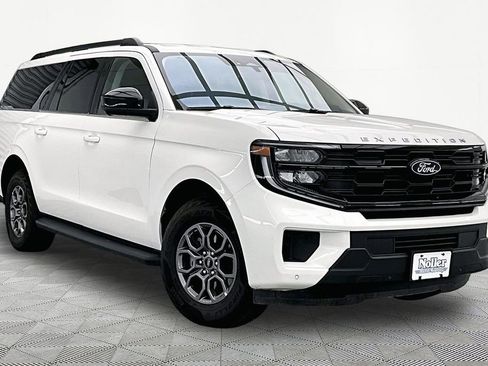 Certified 2025 Ford Expedition Max Active AWD/4WD image 12