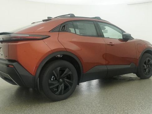 New 2026 Toyota C-HR AWD/4WD image 25