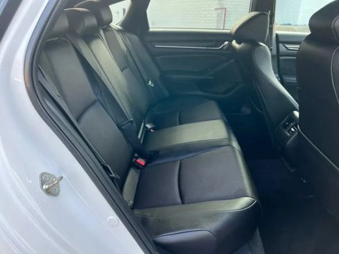 Used 2019 Honda Accord Sport image 19