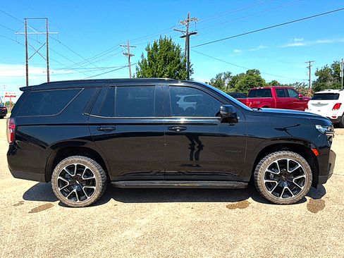 Used 2021 Chevrolet Tahoe RST w/ Luxury Package RWD image 4