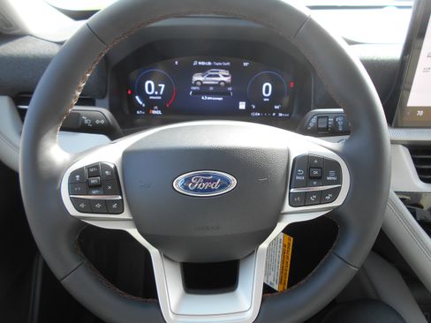 New 2026 Ford Explorer Active w/ Active Comfort Package image 44