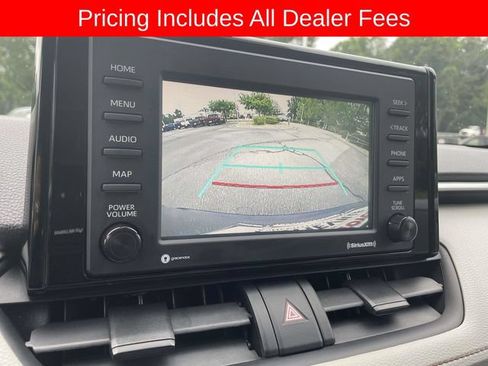 Used 2020 Toyota RAV4 XLE AWD/4WD image 31