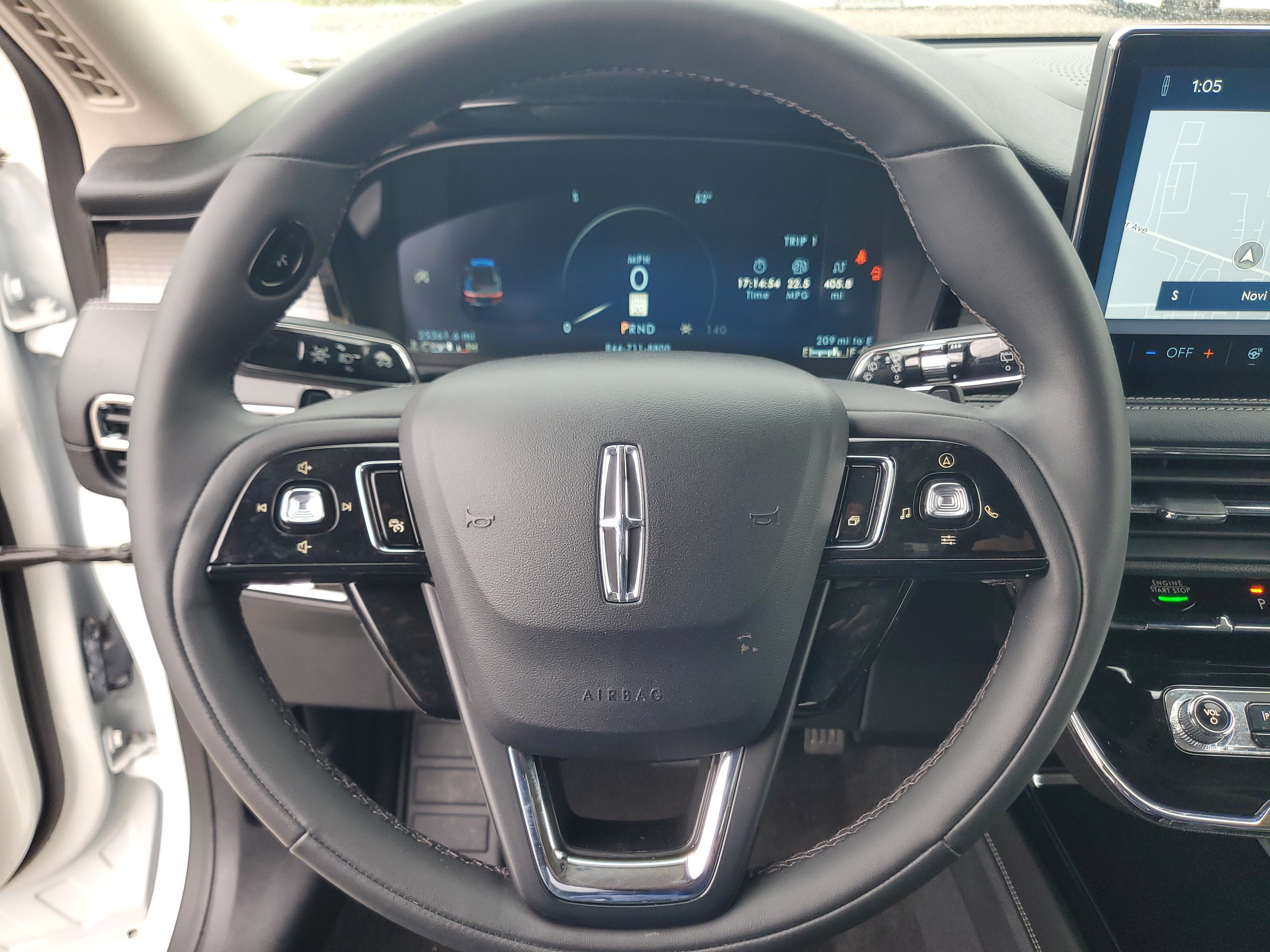 Certified 2023 Lincoln Corsair AWD w/ Equipment Group 101A image 14