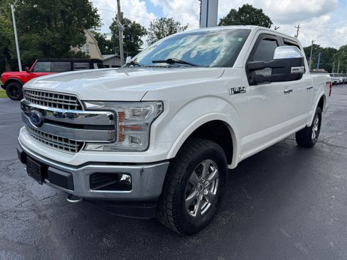 Used 2018 Ford F150 Lariat w/ Equipment Group 502A Luxury AWD/4WD image 3