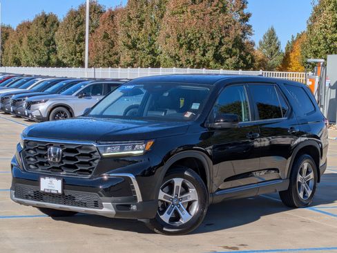 Certified 2023 Honda Pilot EX-L image 2
