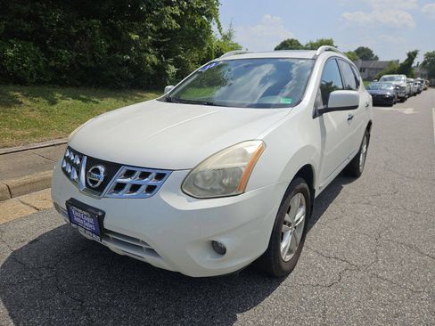 Used 2012 Nissan Rogue SV w/ Premium Pkg FWD image 2