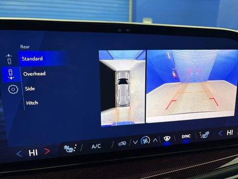 New 2026 Chevrolet Traverse Z71 w/ Enhanced Driving Package image 20